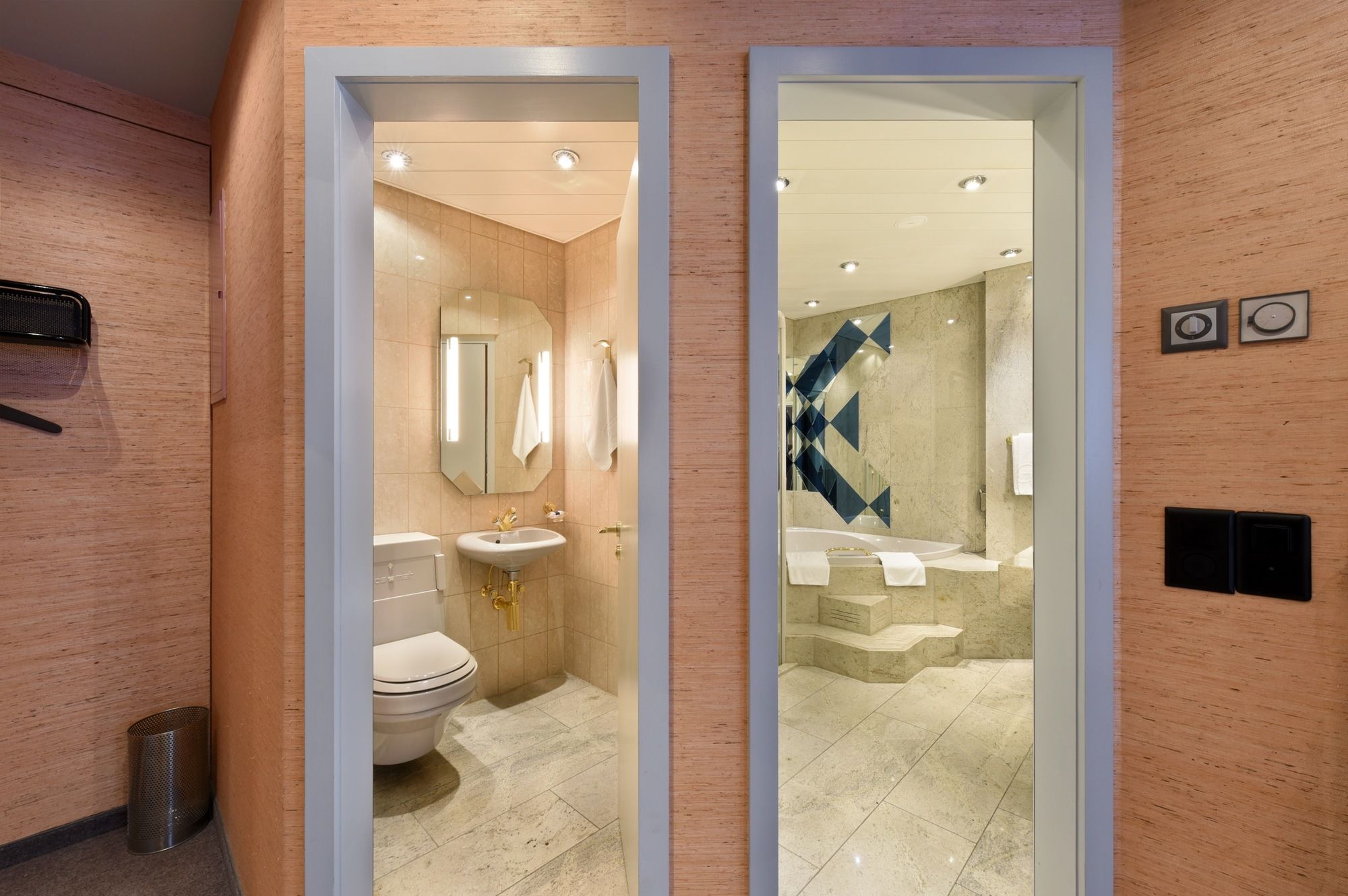 Фото Glärnischhof by Trinity