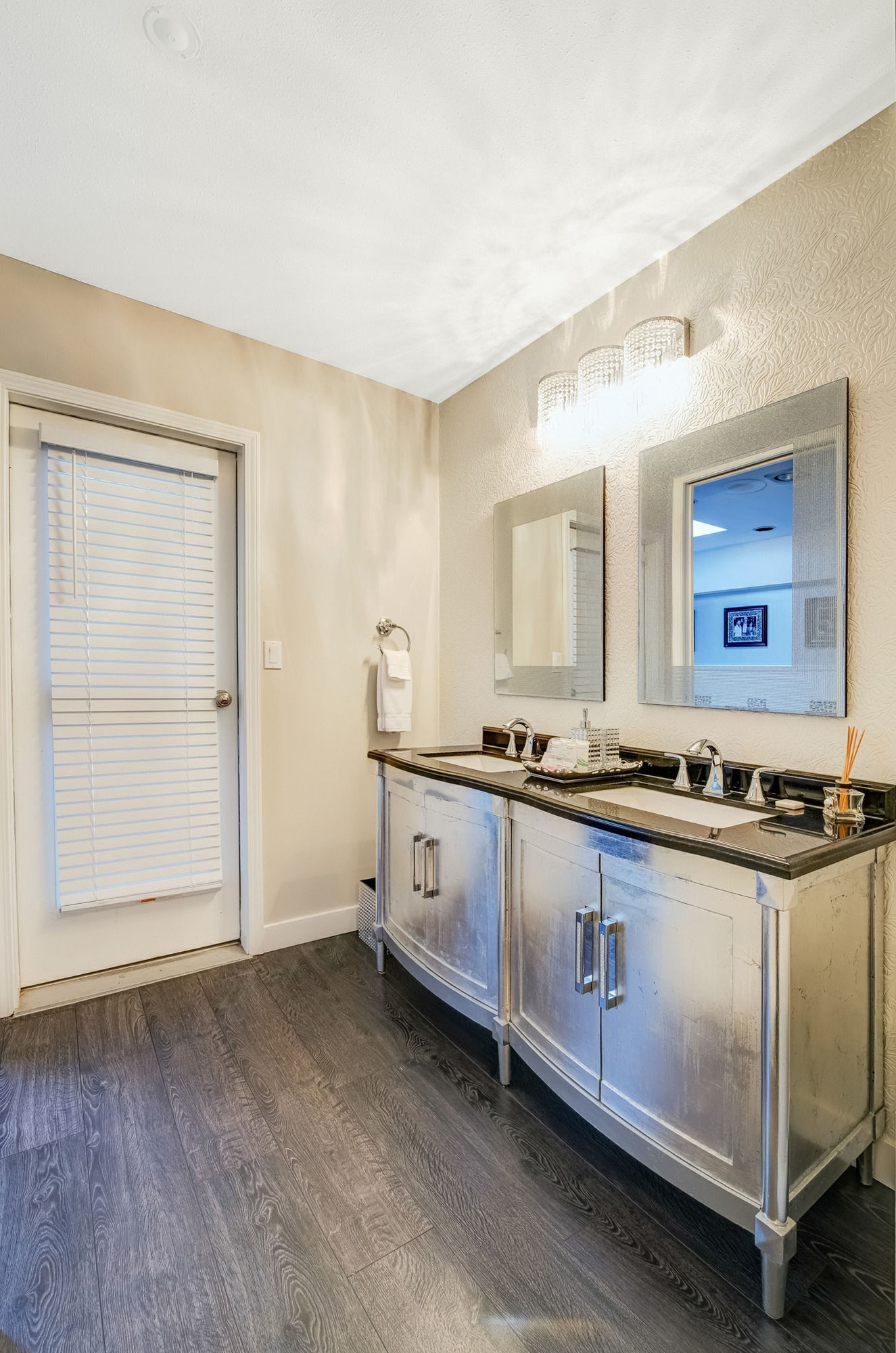 Фото Rosellen Suites Stanley