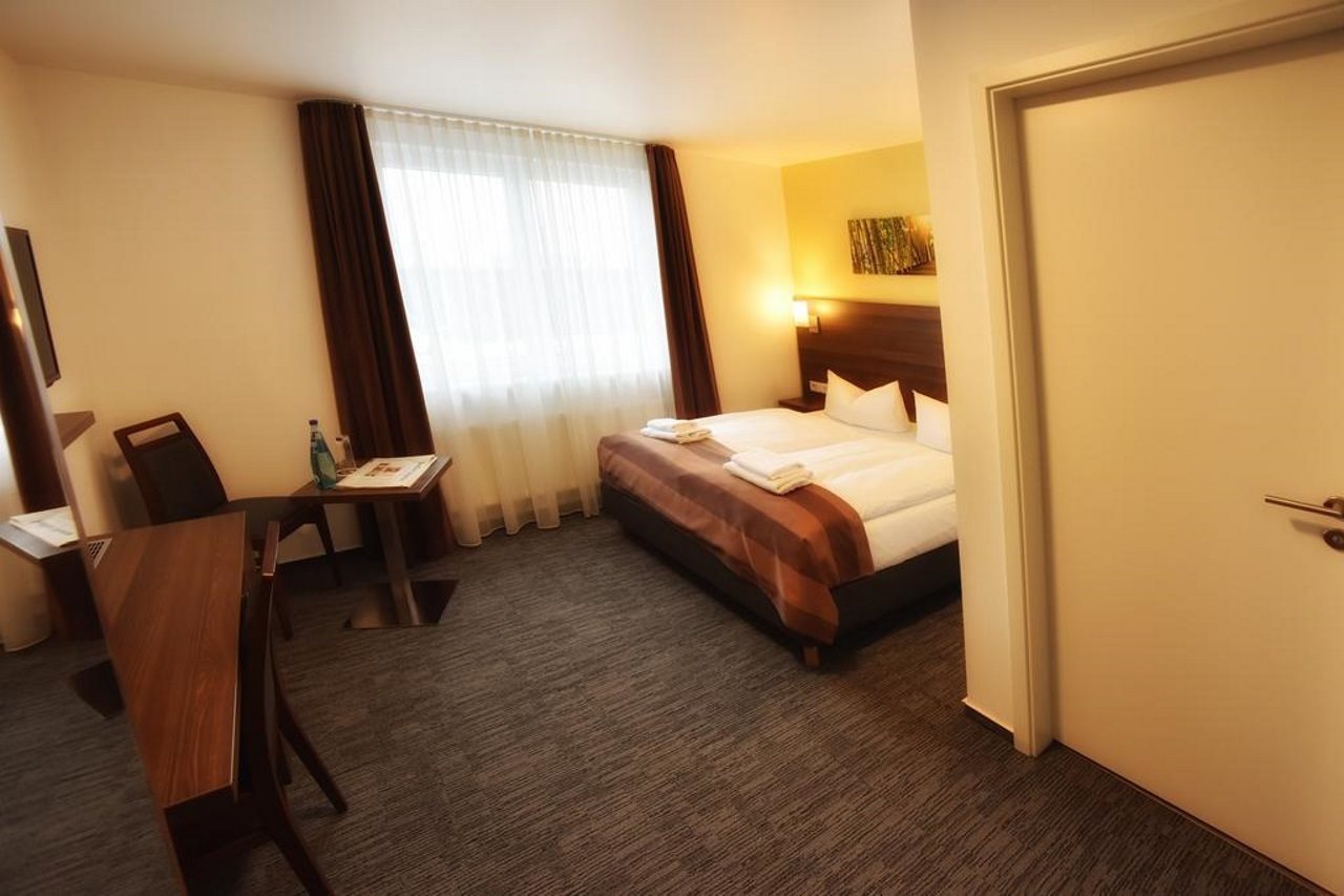 Фото Metro Hotel Frankfurt City by Trip Inn