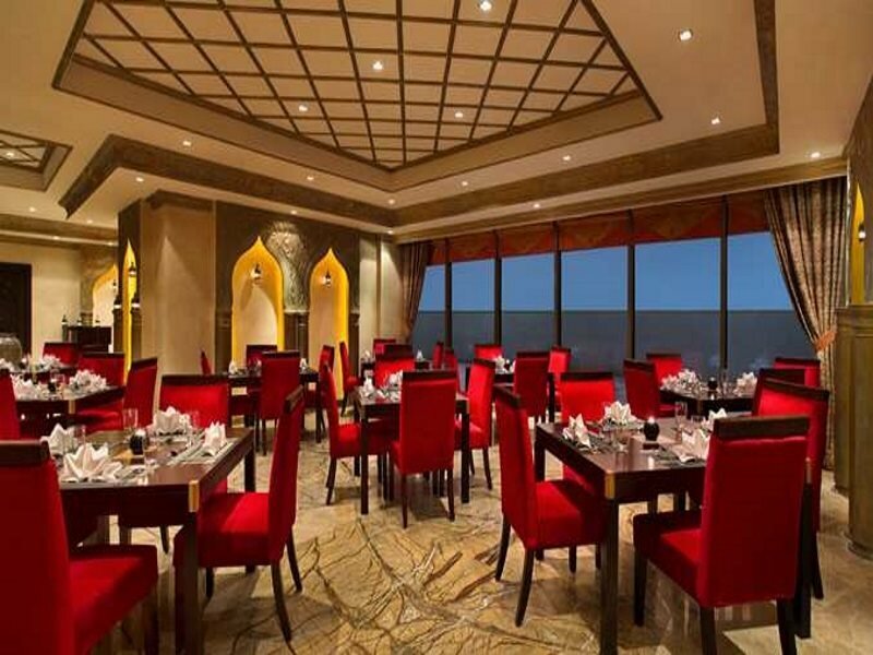 Фото DoubleTree by Hilton Dhahran