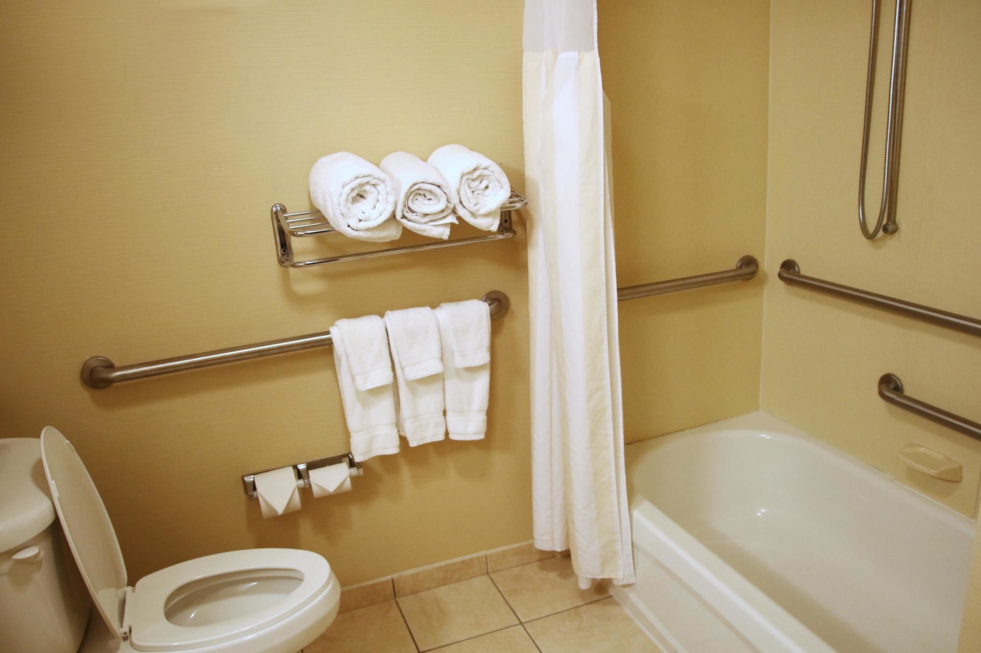 Фото Hilton Garden Inn Kankakee