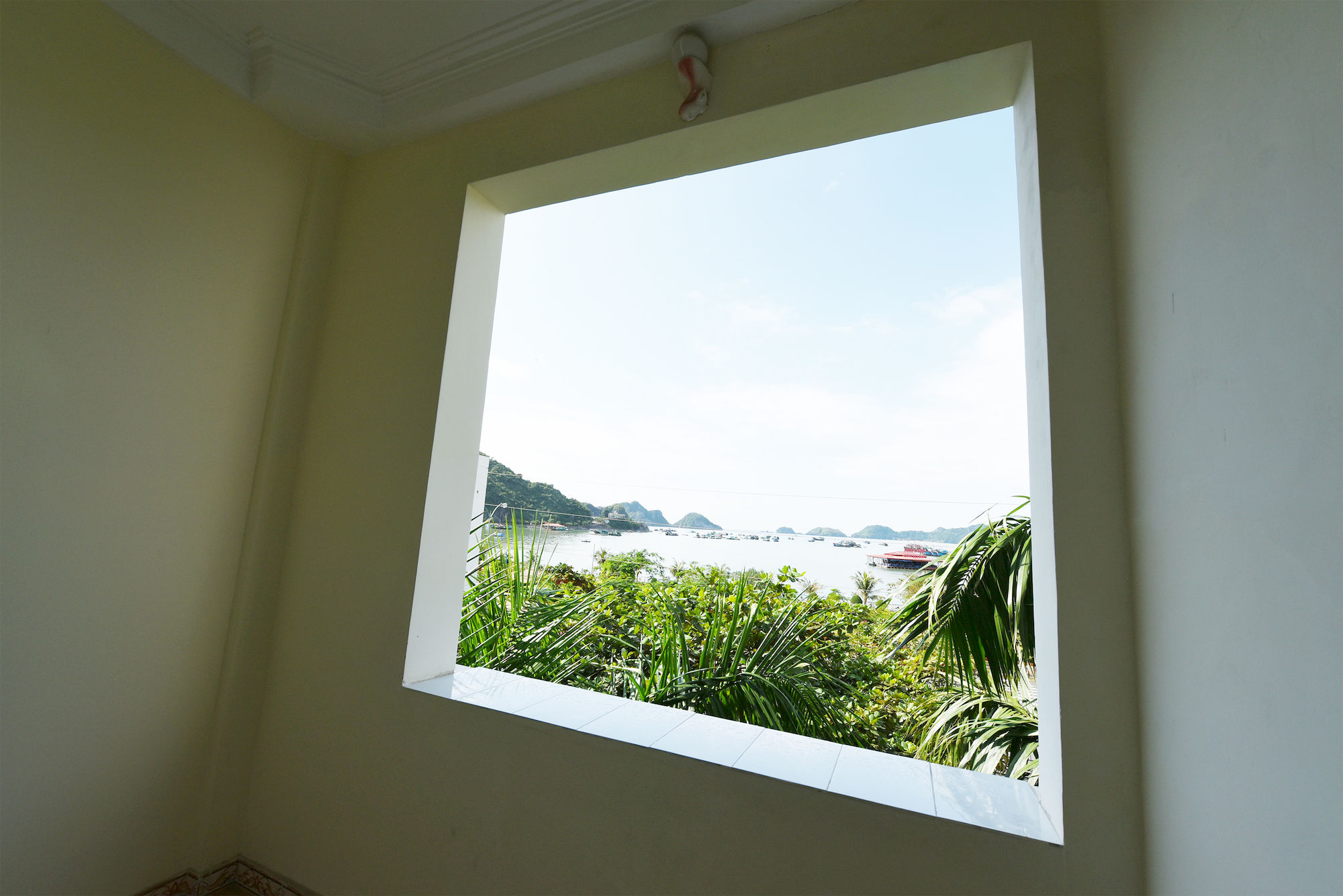 Фото Gieng Ngoc Hotel