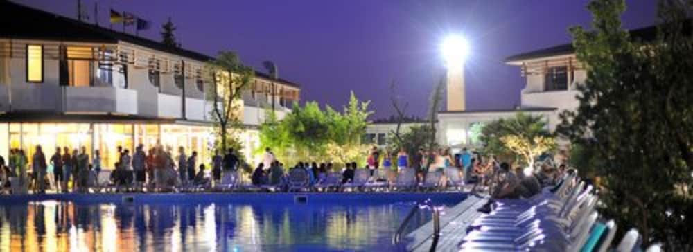 Фото Hotel Centro Turistico Gardesano