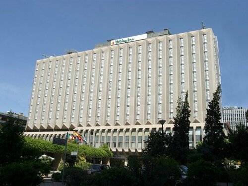 Гостиница Canopy by Hilton Madrid Castellana в Мадриде