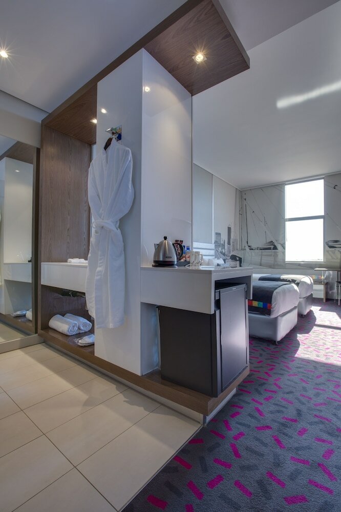 Фото Park Inn Sandton