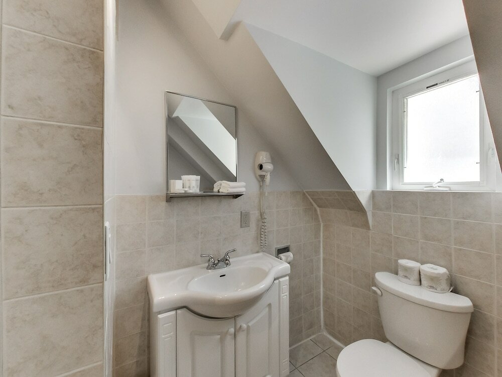 Фото Isabella Hotel and Suites