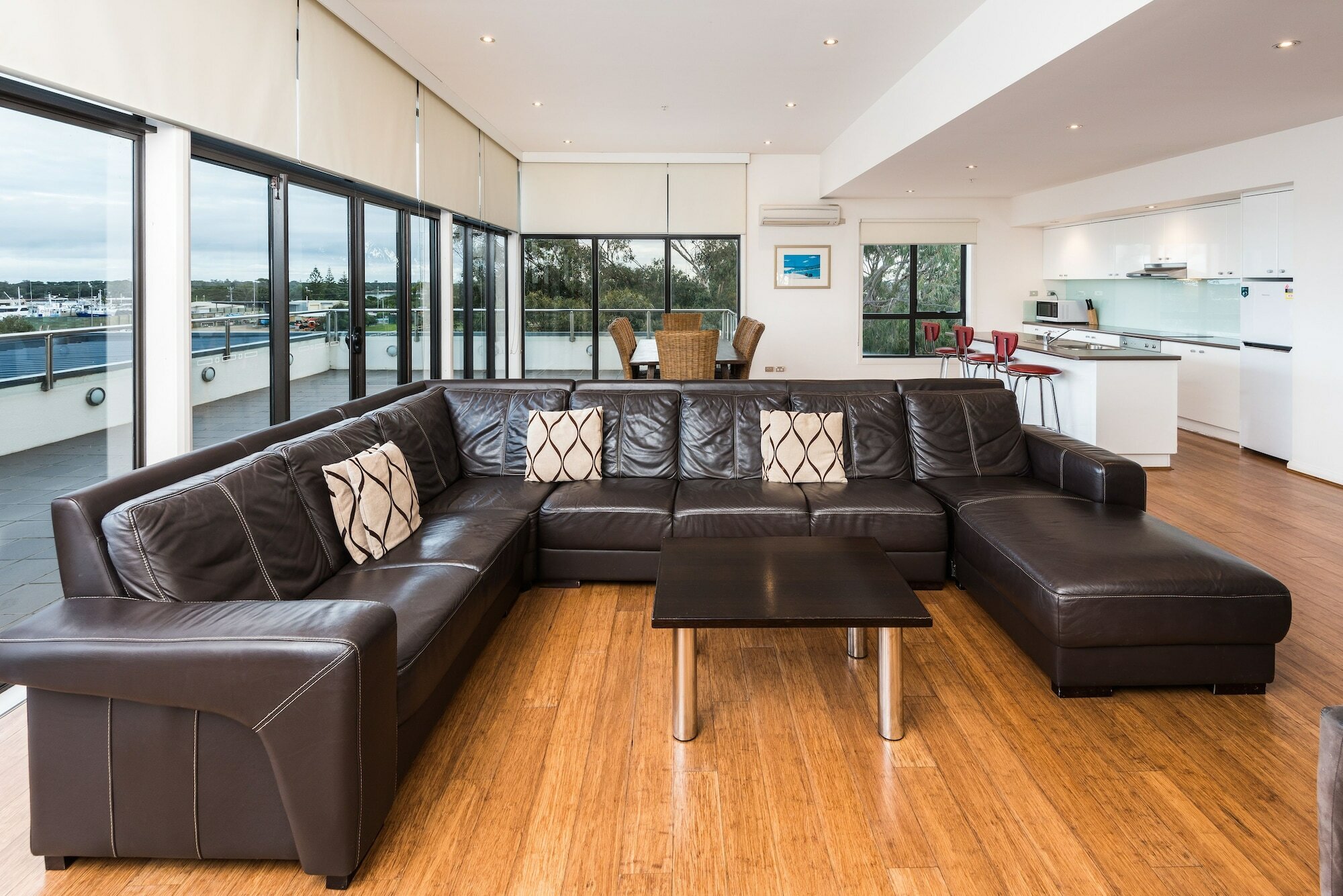 Фото The Esplanade Resort and SPA