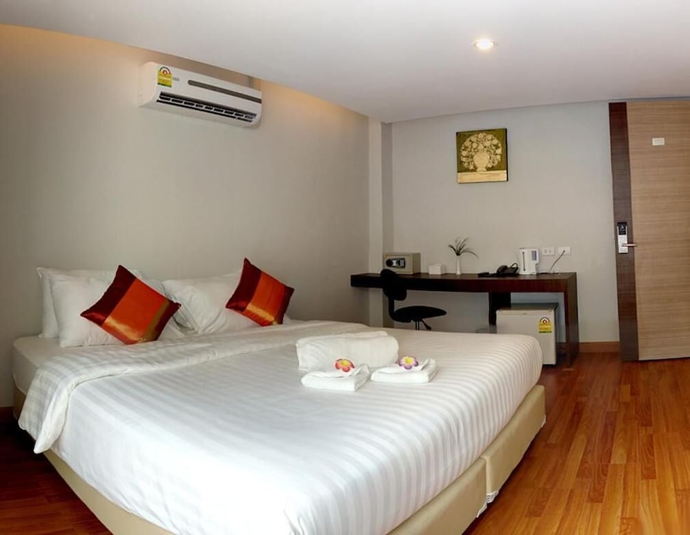 Фото Nantra Sukhumvit 39 Hotel