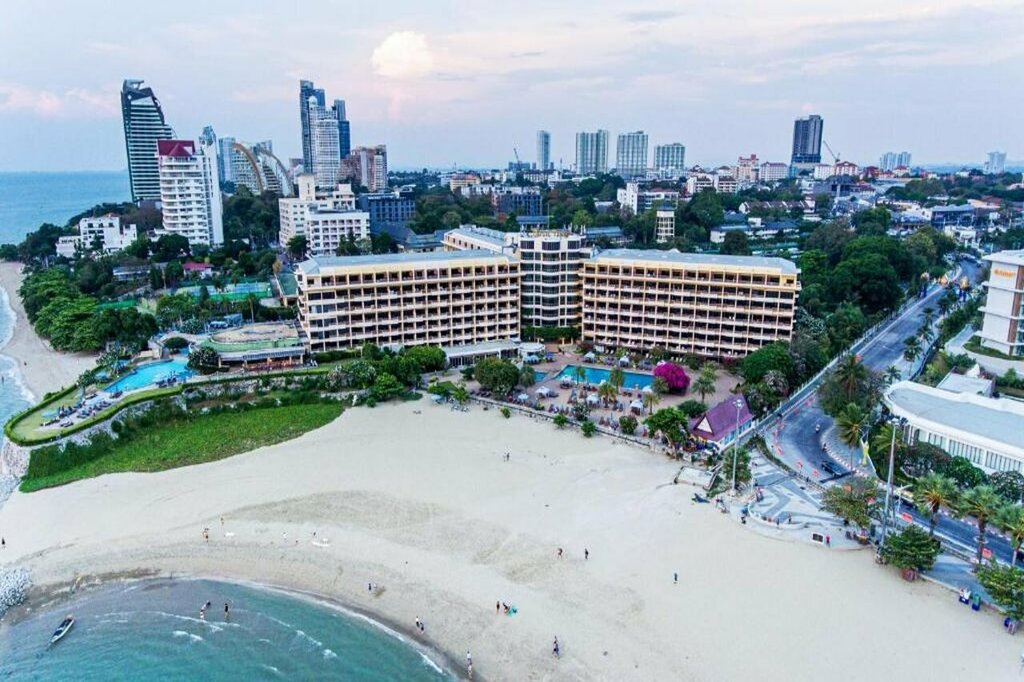 Hotel Dusit Thani Pattaya, Pattaya, photo