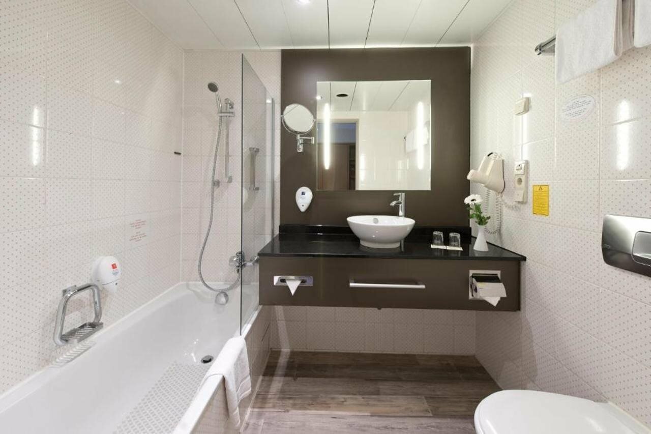 Фото Leonardo Hotel Karlsruhe