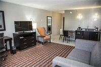 Фото Holiday Inn Express & Suites Nashville Southeast - Antioch, an Ihg Hotel