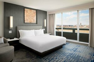 Гостиница Отель Hilton Washington Dc National Mall The Wharf