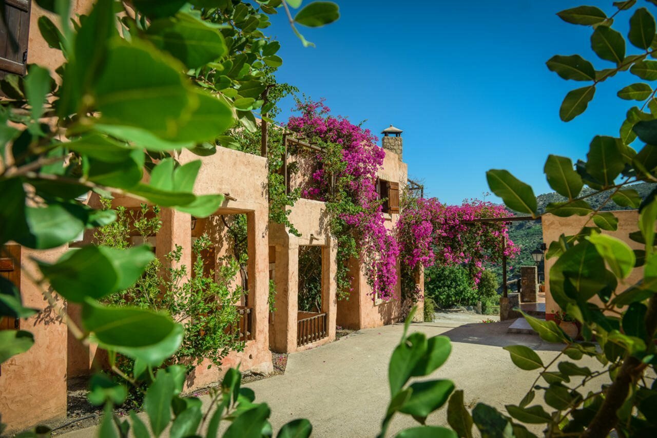 Фото Enagron Ecotourism Village