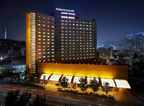 Гостиница The Ambassador Seoul - A Pullman Hotel в Сеуле