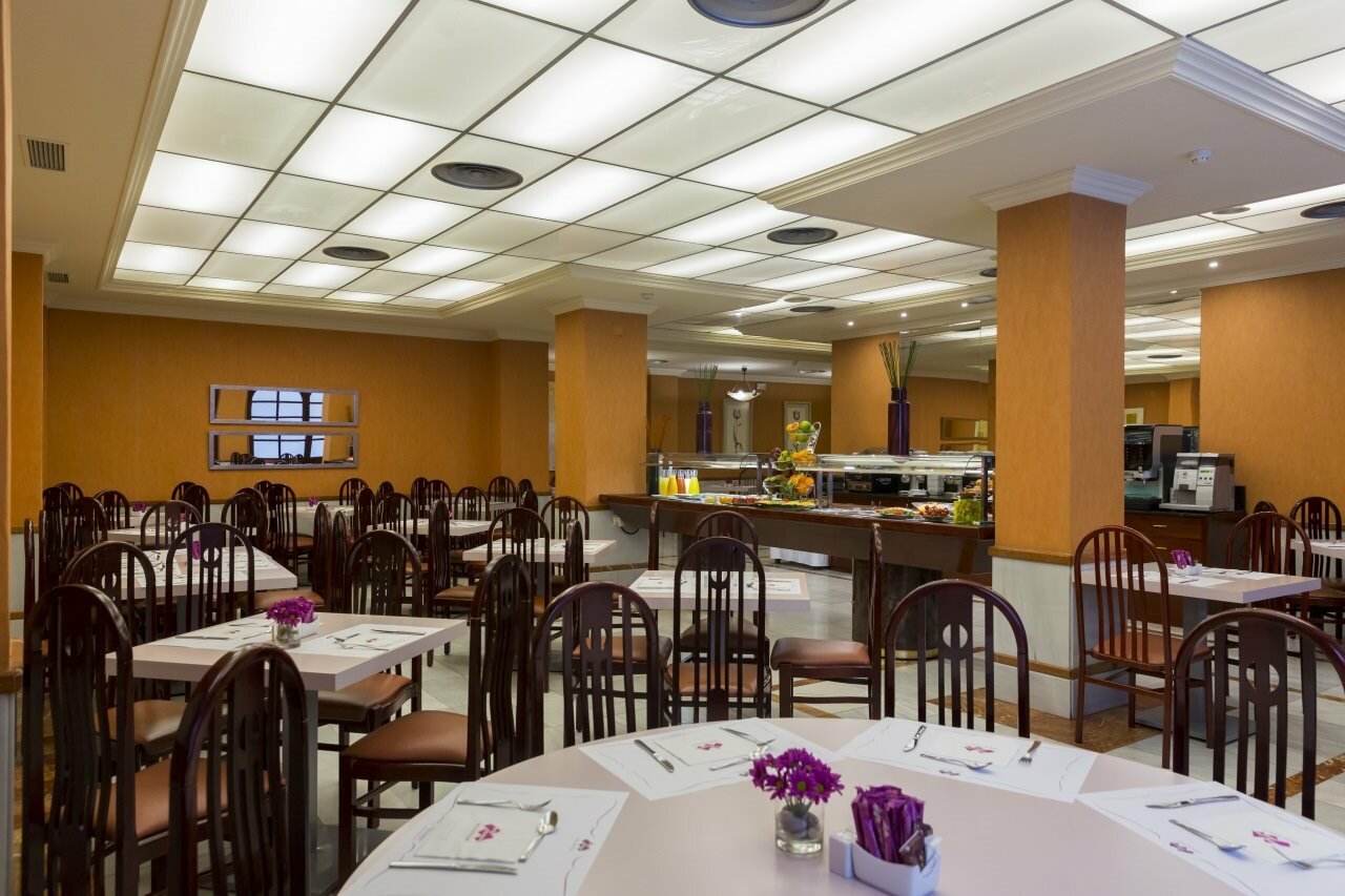 Фото Hotel Macià Condor