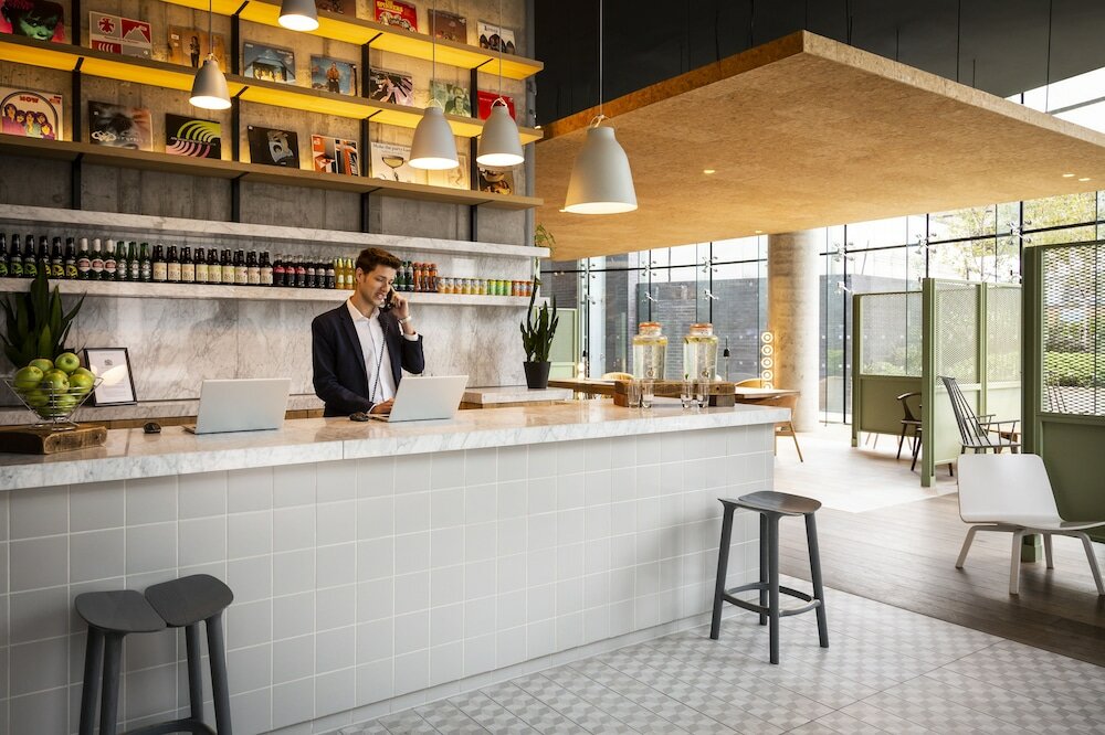 Фото Aparthotel Adagio London Brentford