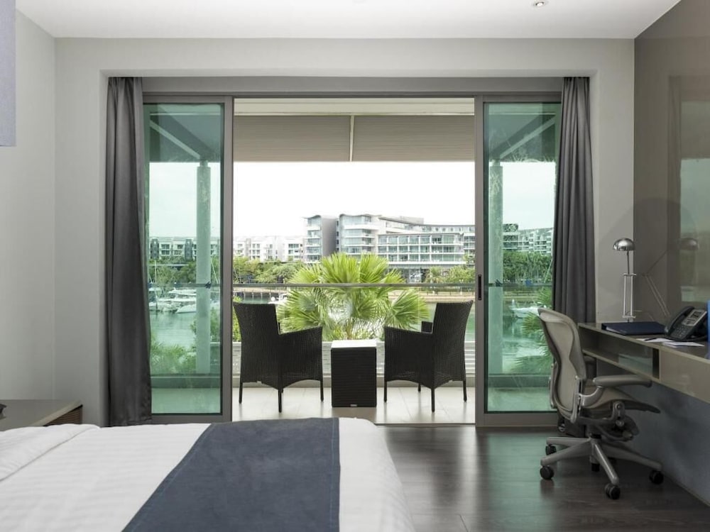 Фото One15 Marina Sentosa Cove Singapore