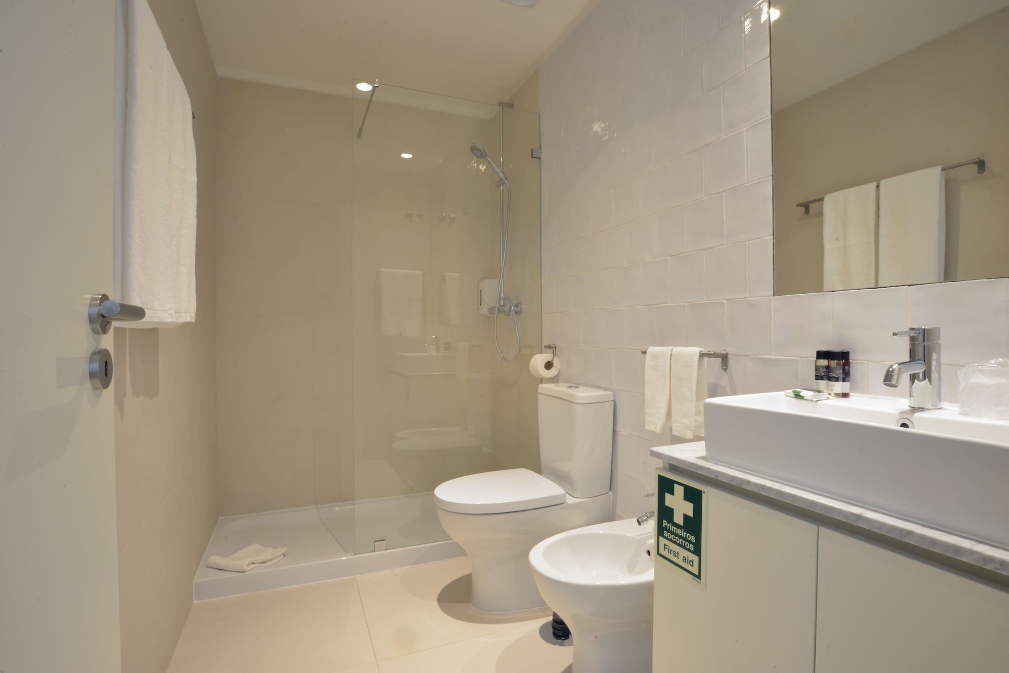 Фото Spot Family Apartments