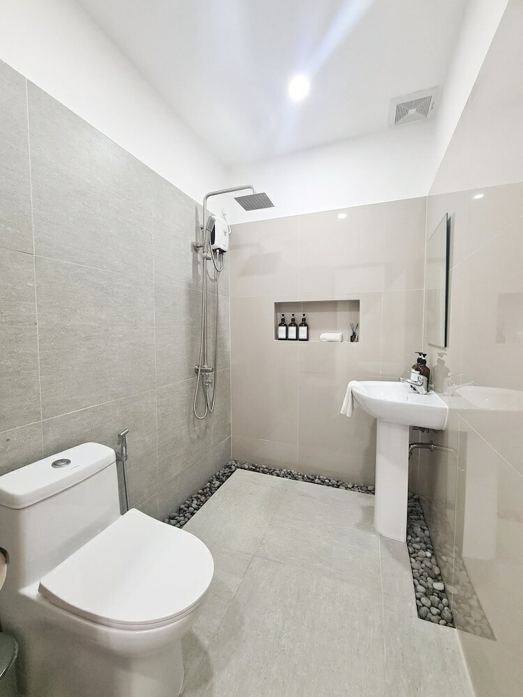 Фото 148 Guesthouse and Resort