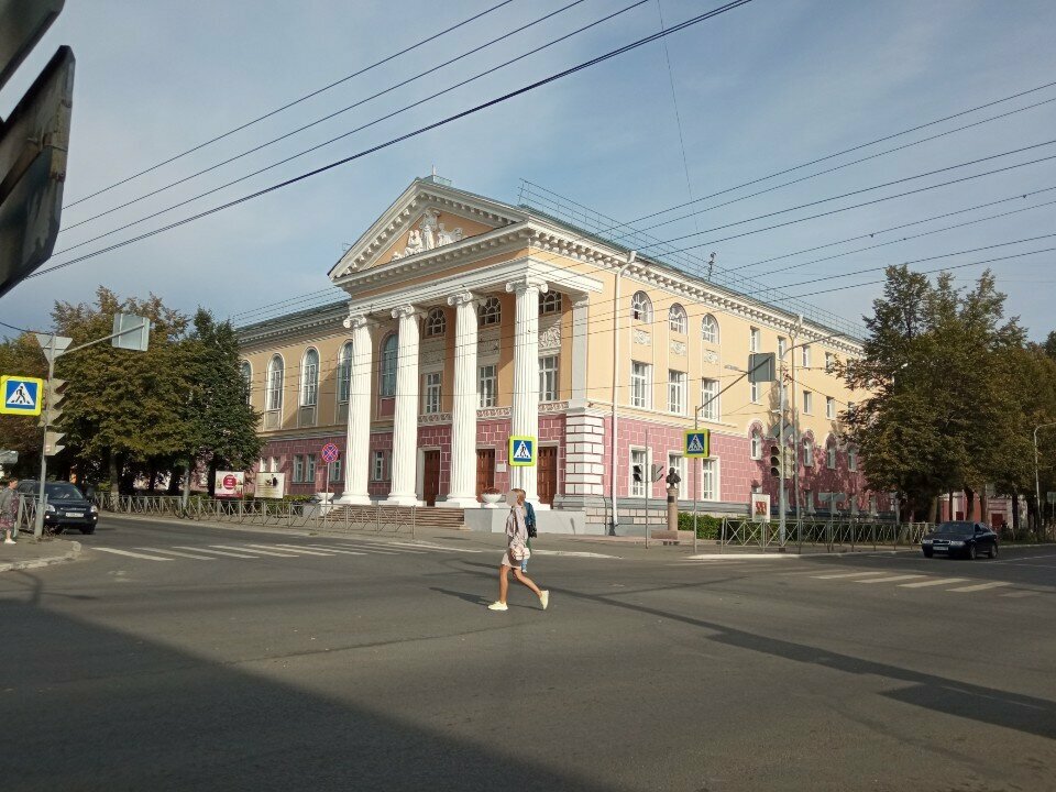 Concert hall Большой концертный зал им. А.Я. Эшпая, Yoshkar‑Ola, photo