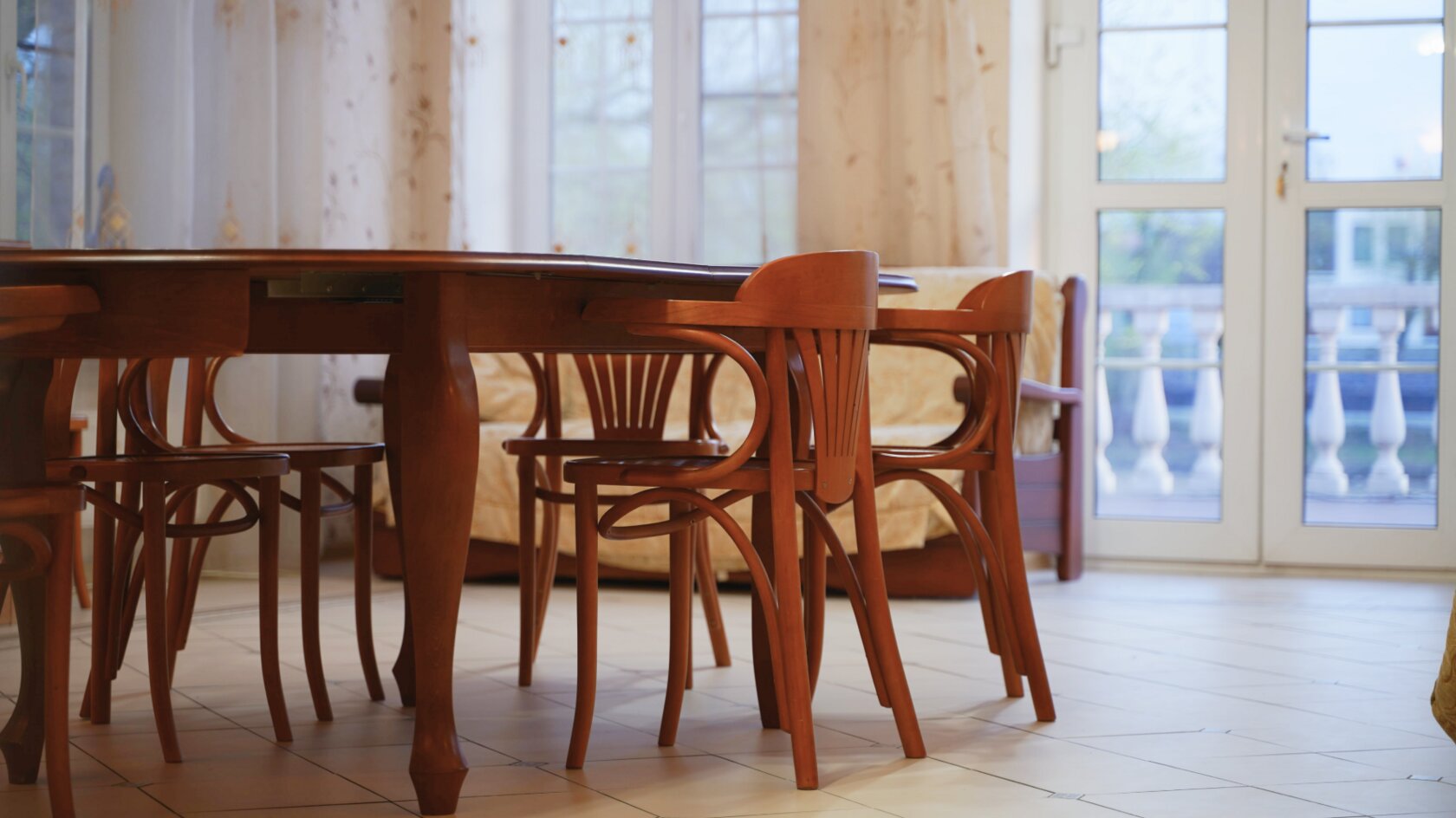 Фото Tony Wake Светлый