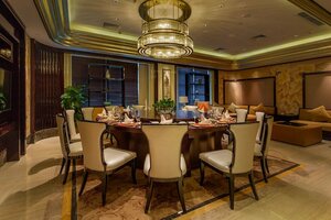 Гостиница Howard Johnson Jinyi Hotel Chongqing