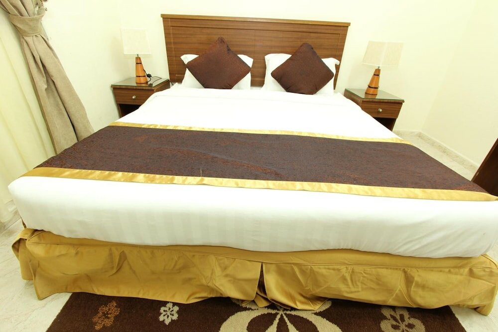 Фото Khalifa Tower Hotel Apartments