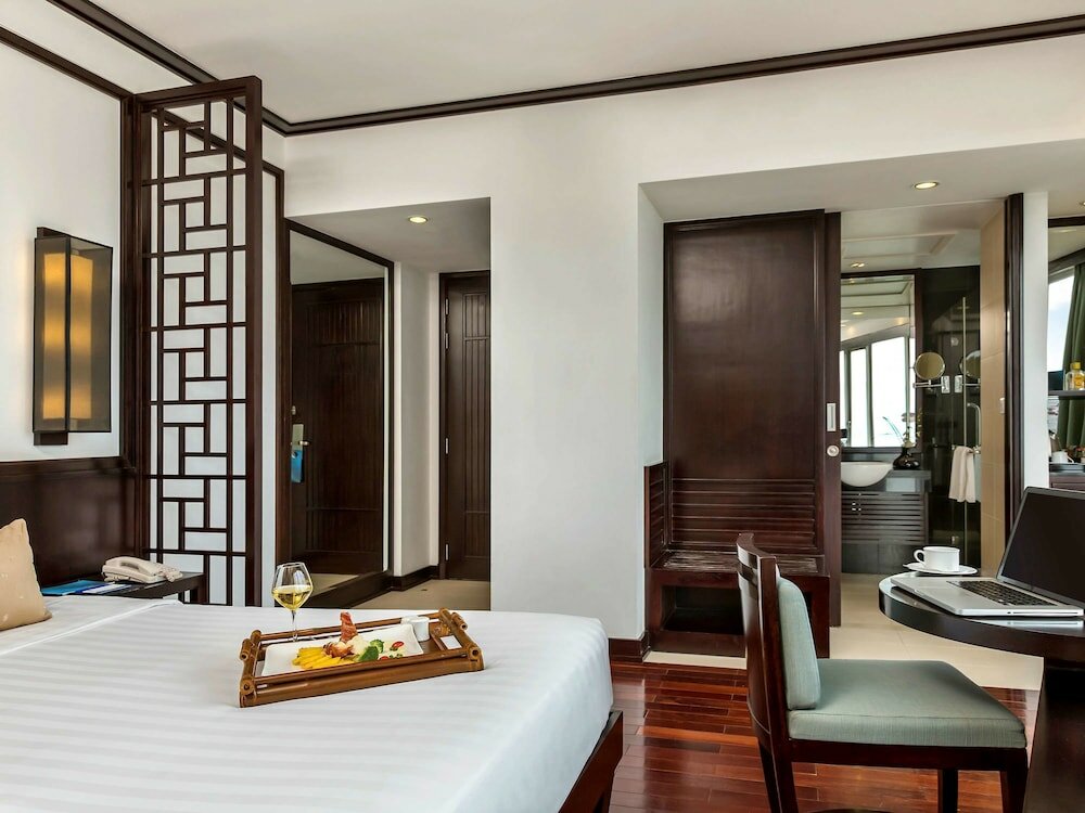 Фото Novotel Halong Bay