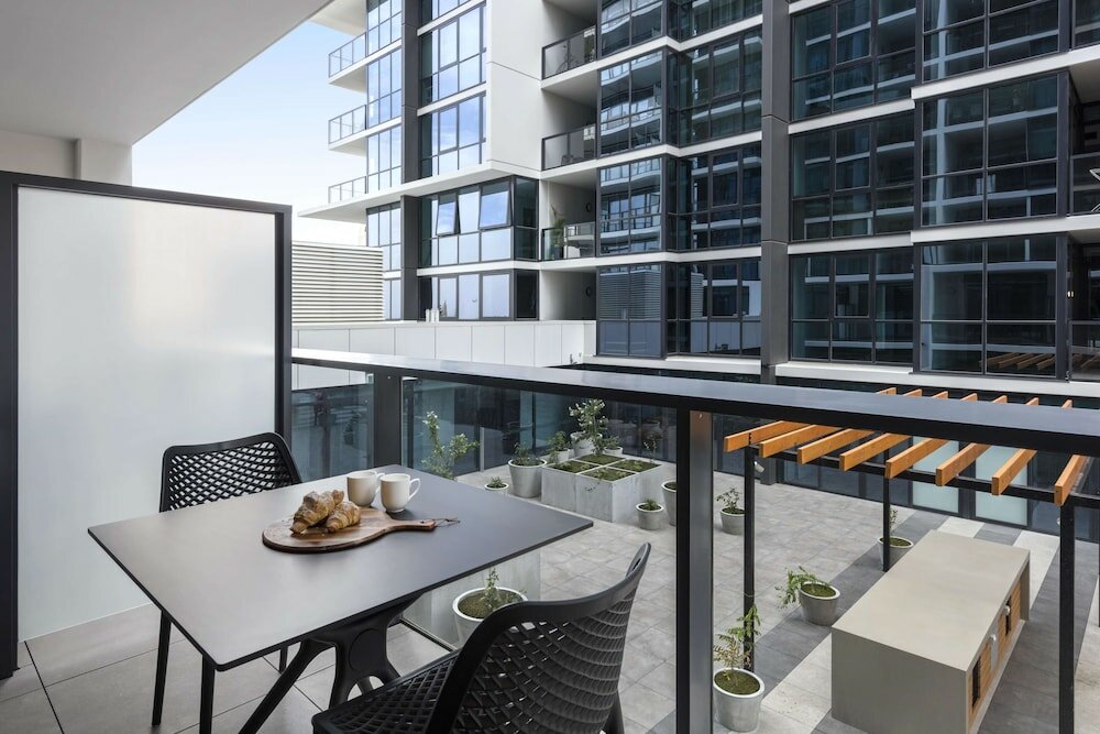 Фото Avani Adelaide Residences