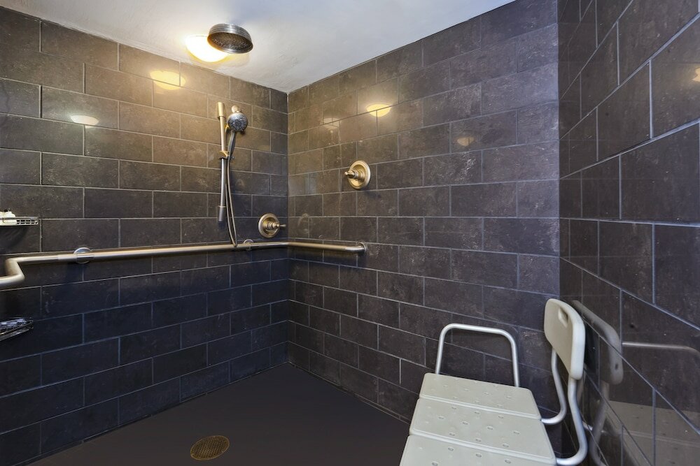 Фото Crowne Plaza Syracuse