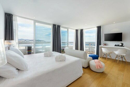 Гостиница Hotel Vibra Algarb в Ивисе
