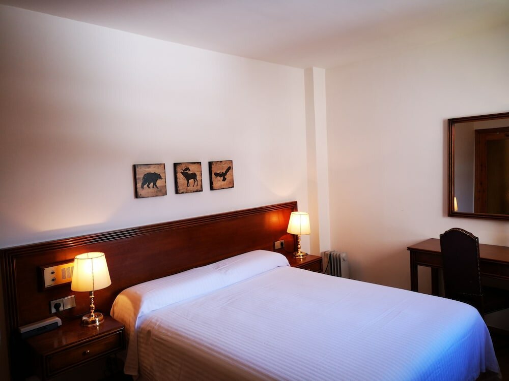 Фото Hotel Rural Santa Bàrbara de la Vall d'Ordino