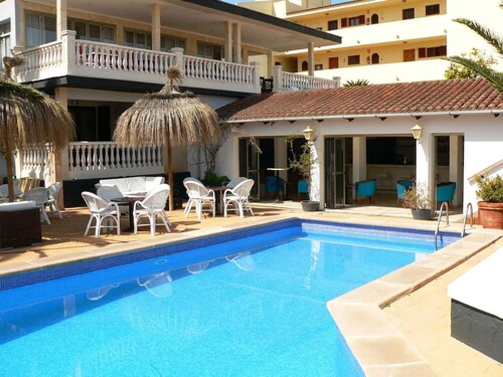 Фото Hotel Boutique Bon Repos - Adults Only