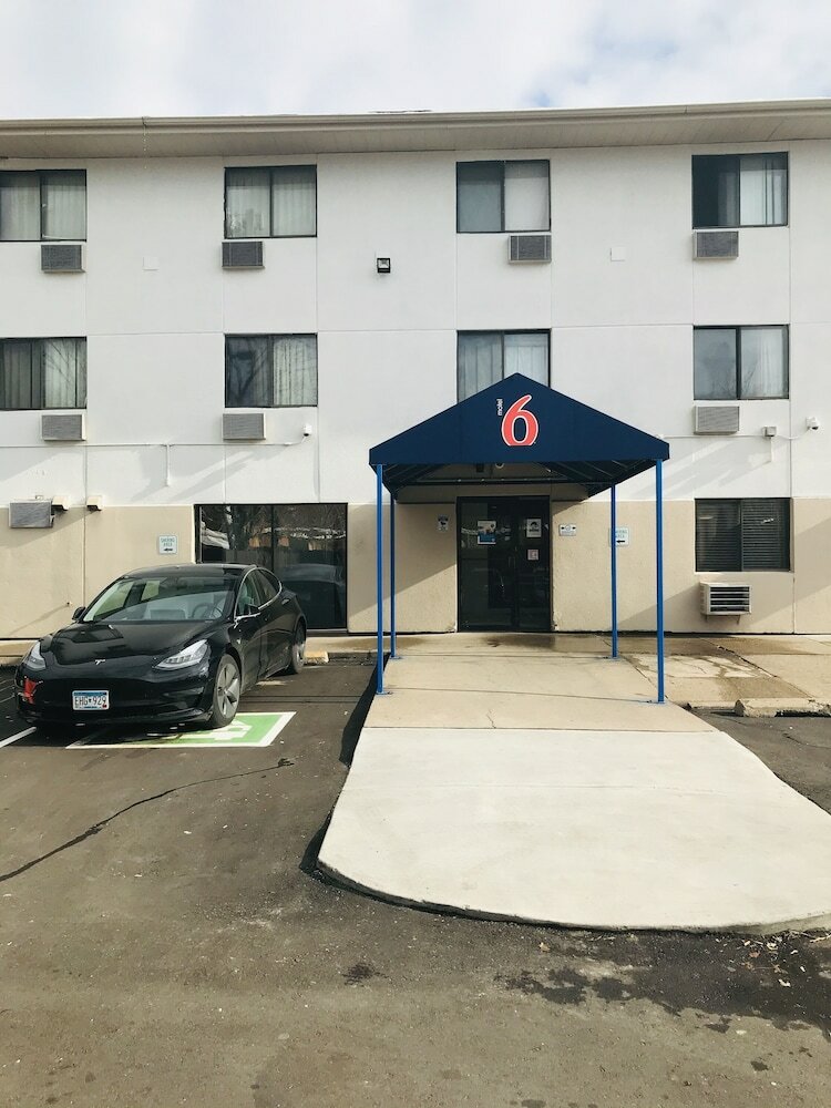 Фото Motel 6 Saint Paul Mn i 94