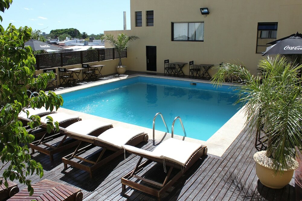 Фото Howard Johnson by Wyndham San Pedro