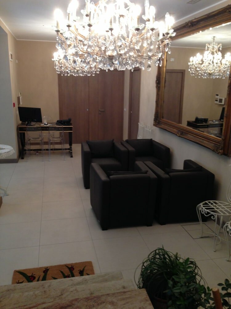 Фото La Castellana