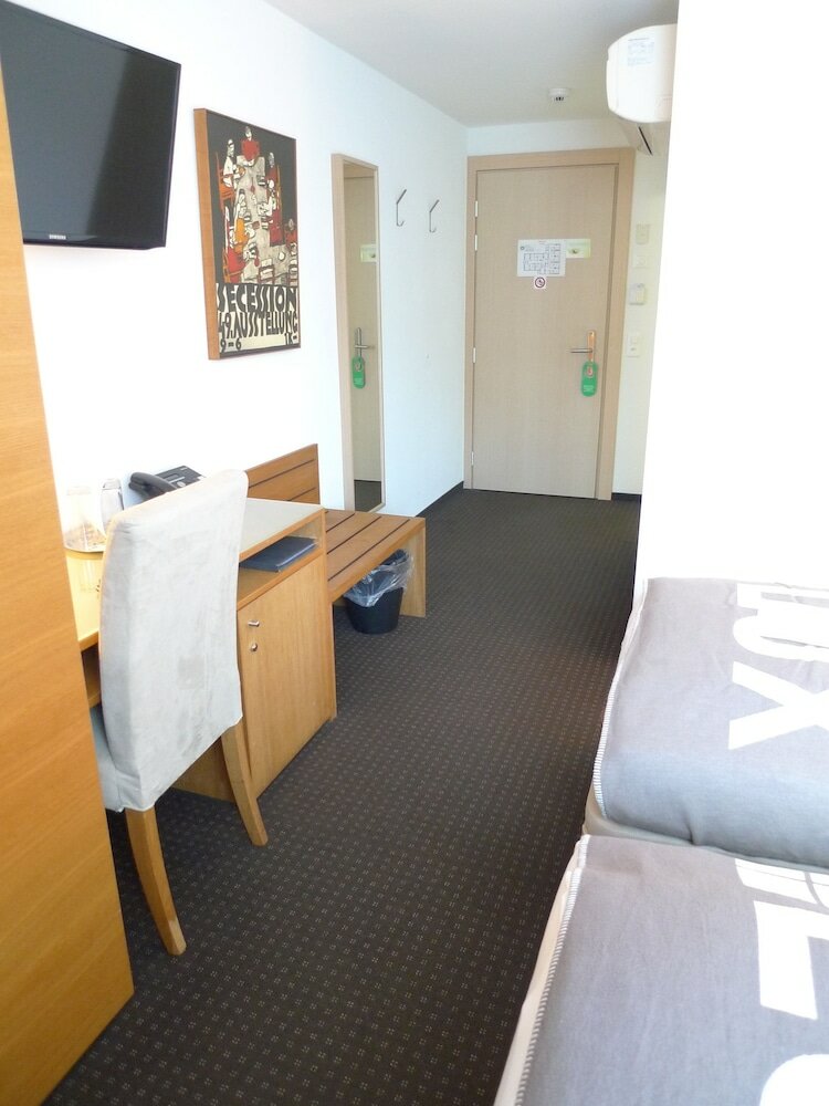 Фото Businesshotel Lux