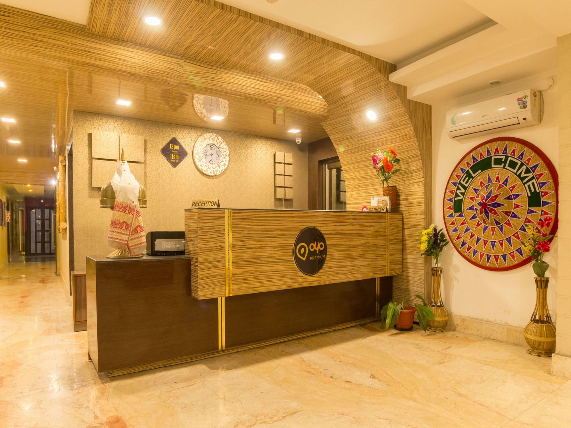 Фото Hotel Grand Majesty