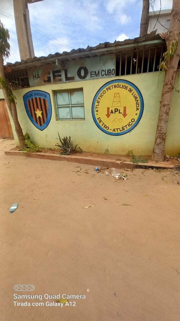 Bar, pub Bar, Loanda, photo