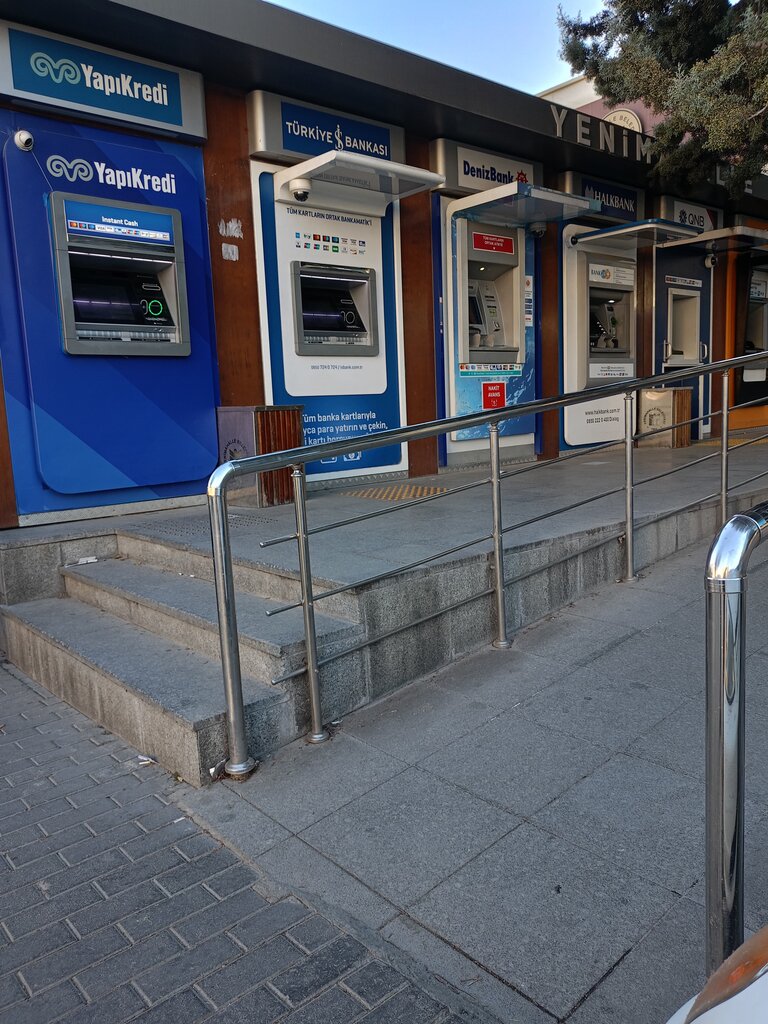ATM Yapi Kredi, Ankara, photo