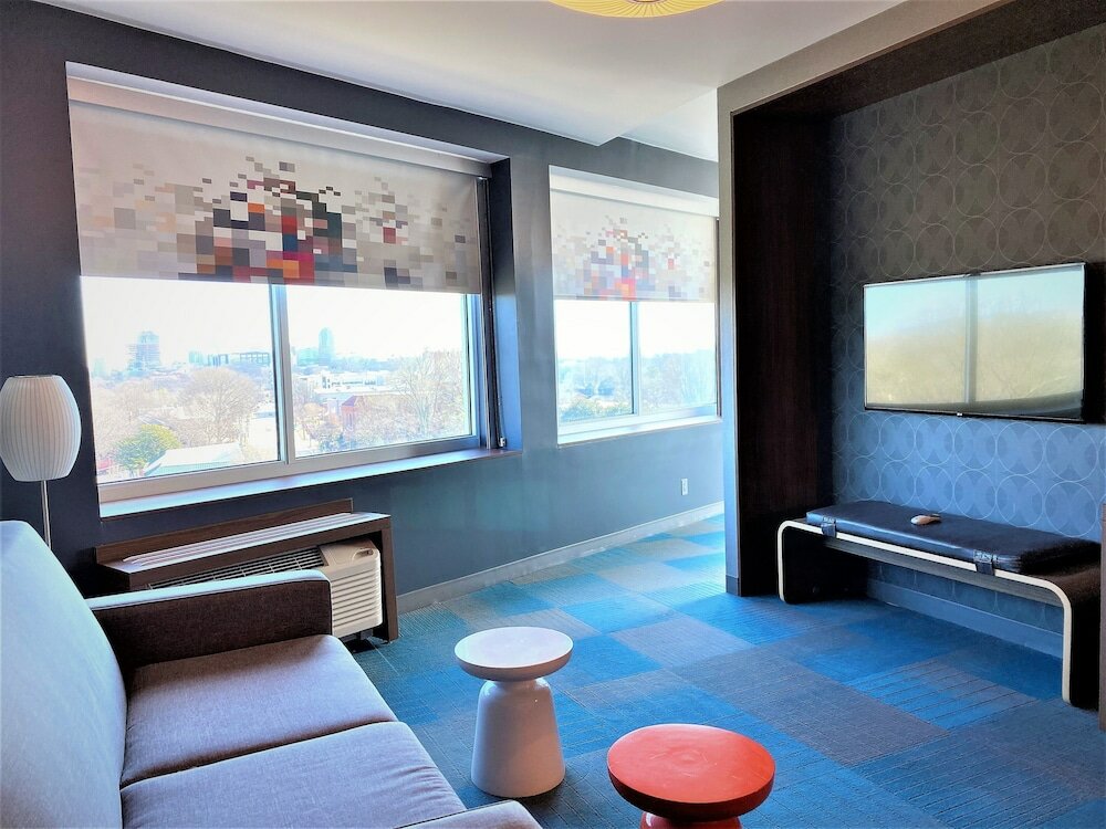 Фото Aloft Raleigh