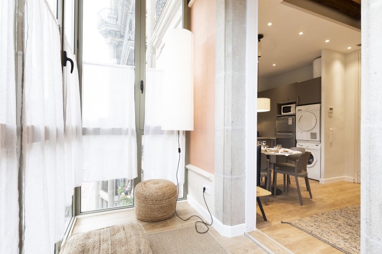 Фото Aspasios Urquinaona Design Hotel