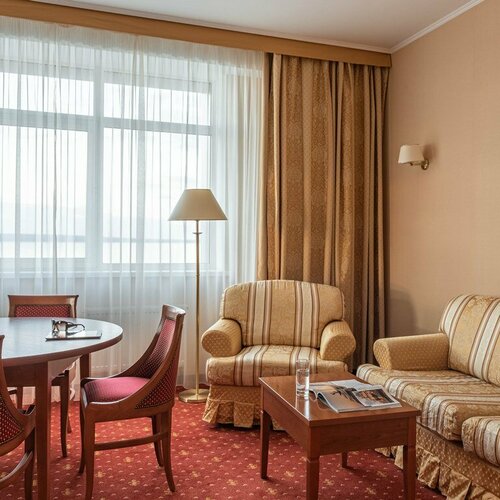 Гостиница Cosmos Petrozavodsk в Петрозаводске