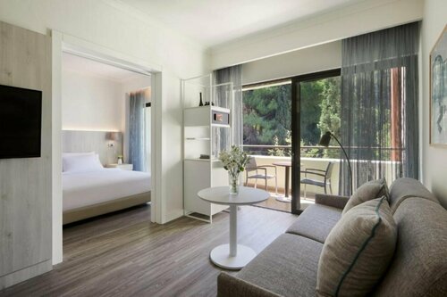 Гостиница Rhodes Bay Hotel & SPA