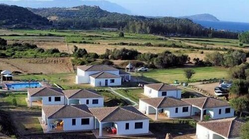 Гостиница Resort Baia Cea в Ольястре