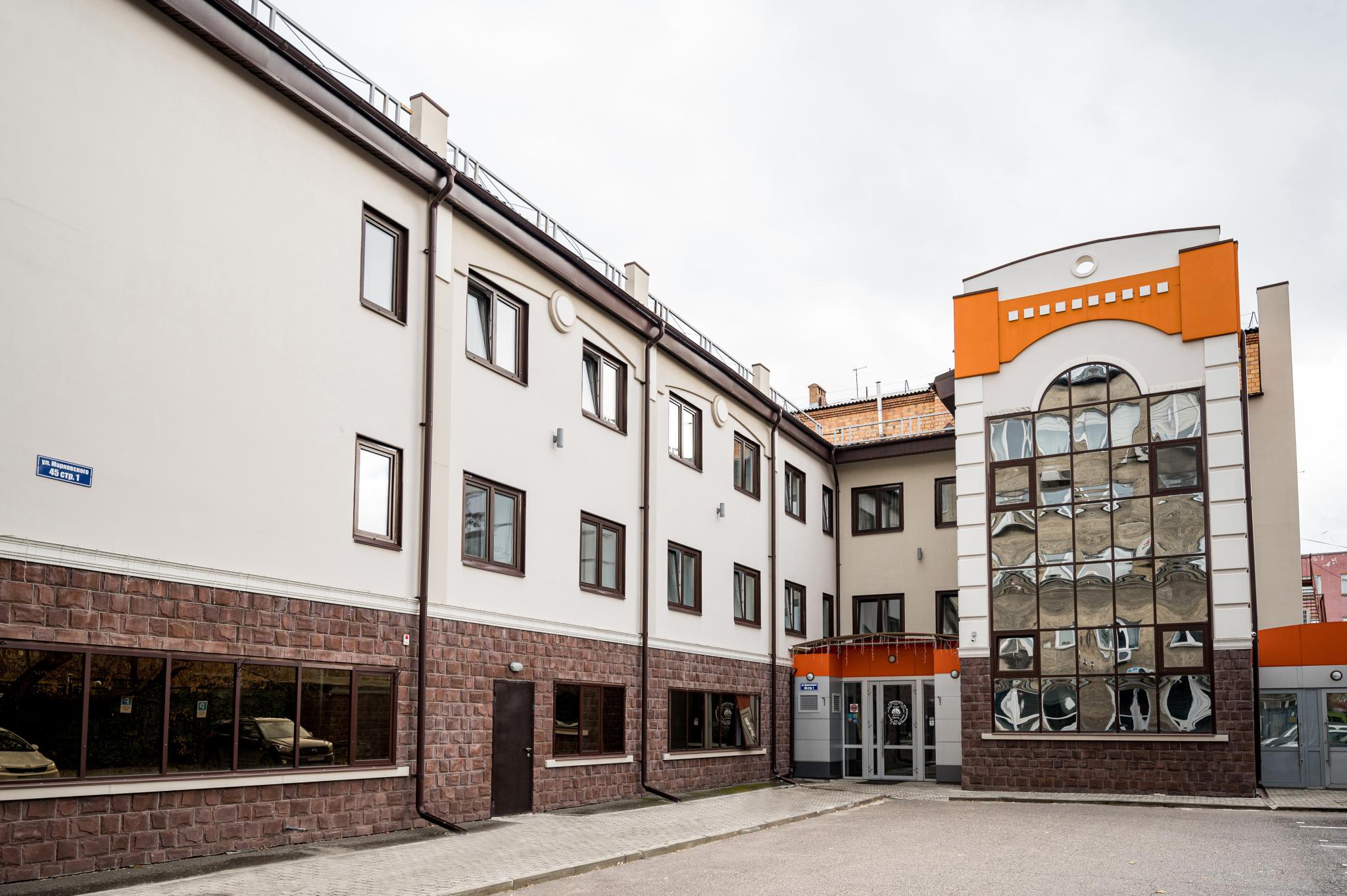 Фото отеля 1