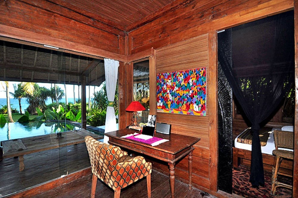 Фото Sejuk Beach Villas