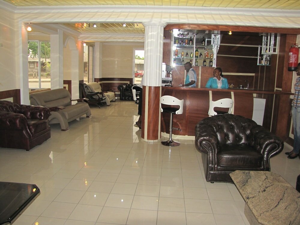 Фото Afrique Hotel Douala Airport
