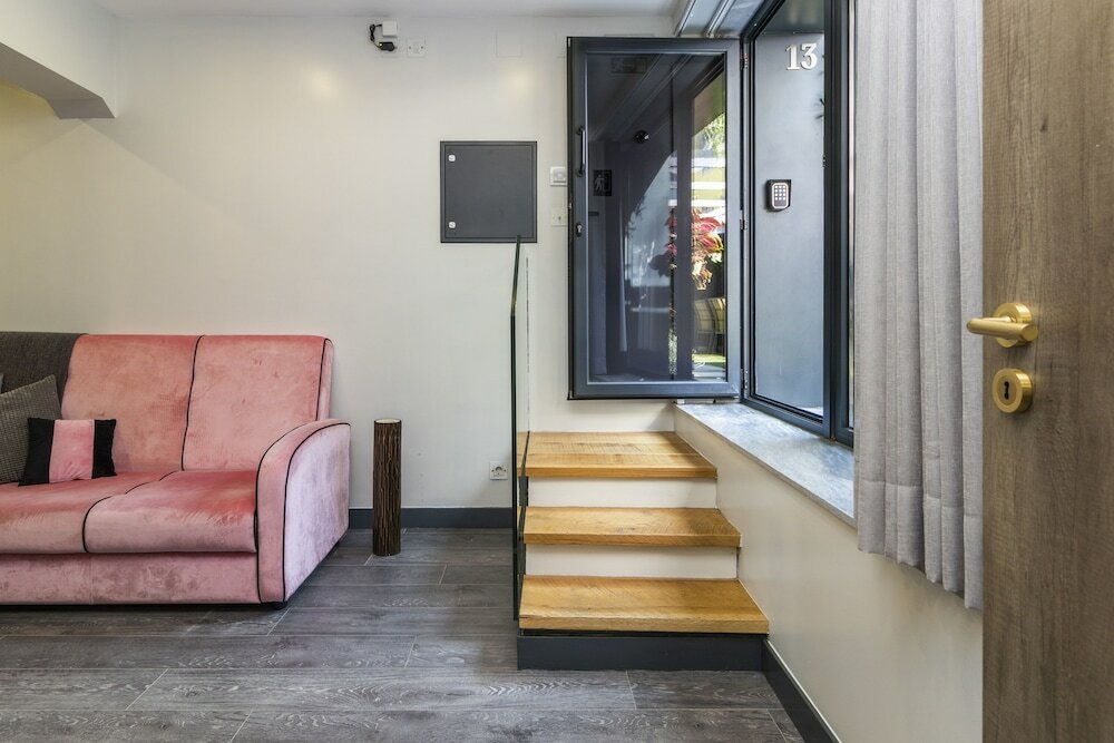 Фото Charm Flats