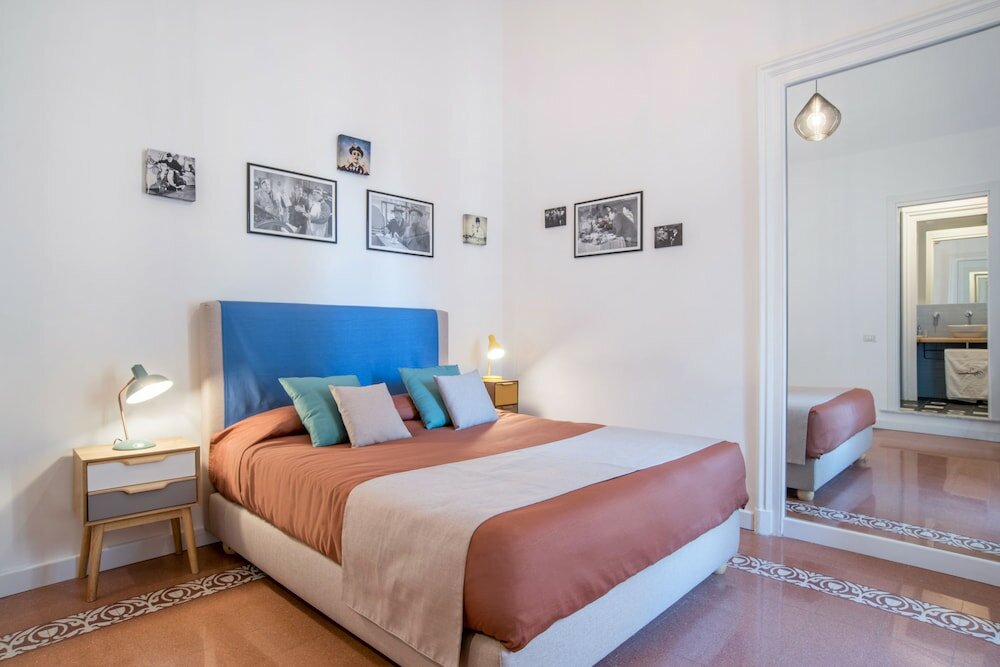 Фото Napoliamo Guest House